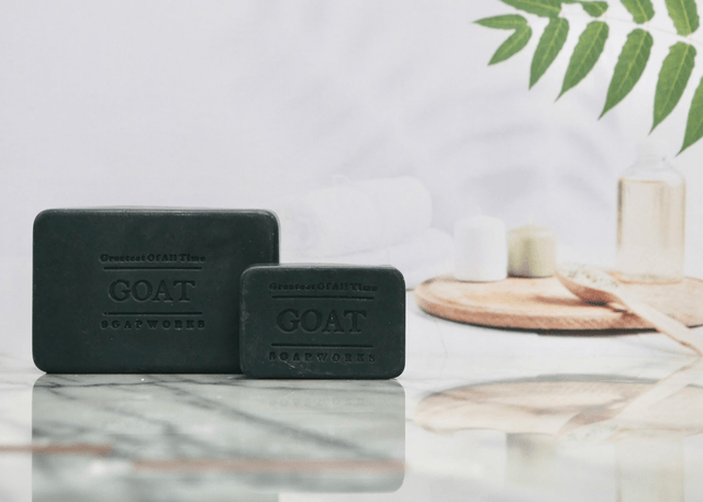 Activated Charcoal with Juniper Berry, Black Pepper and a Hint of Lime