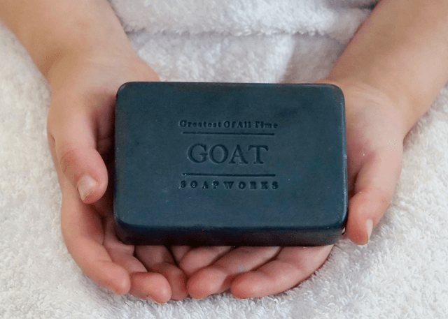 Activated Charcoal with Juniper Berry, Black Pepper and a Hint of Lime