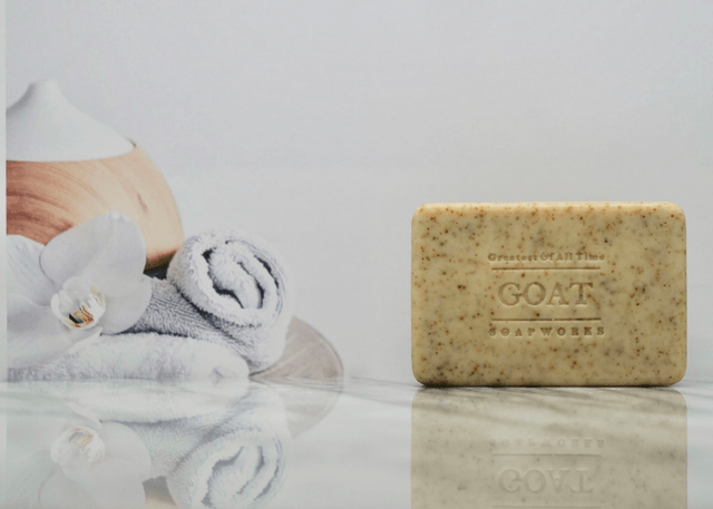 Just Milk with Raspberry seed exfoliant